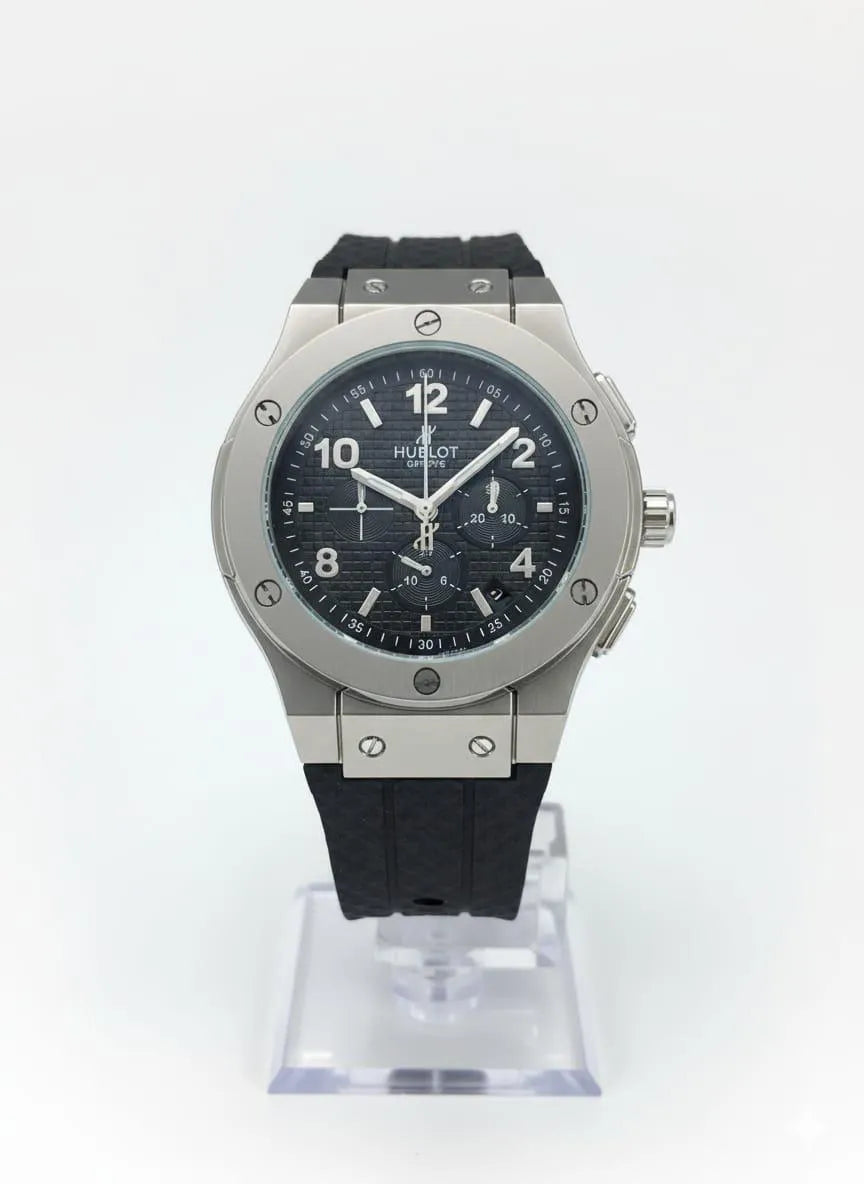 Hublot Big Bang Chronograph – Steel & Ceramic with Black Structured Rubber Strap