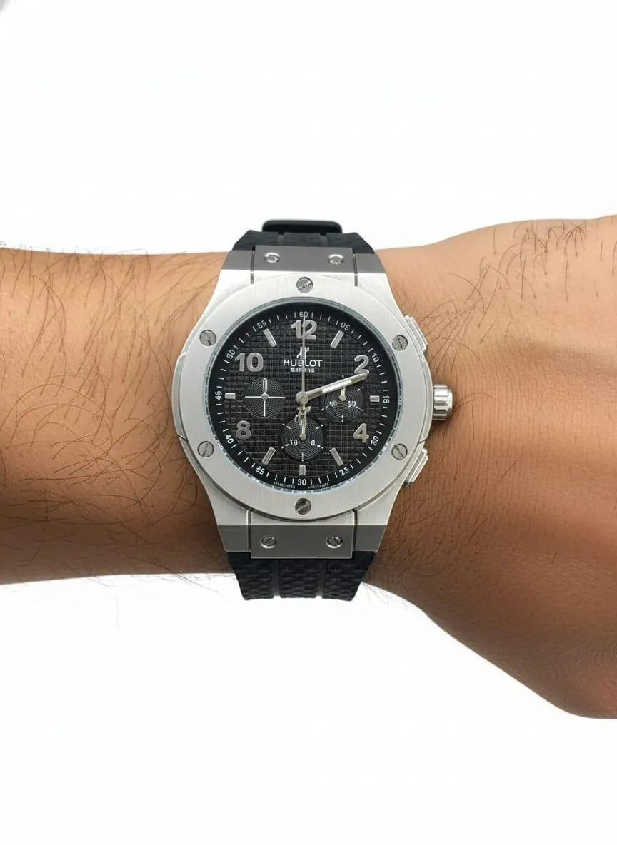 Hublot Big Bang Chronograph – Steel & Ceramic with Black Structured Rubber Strap