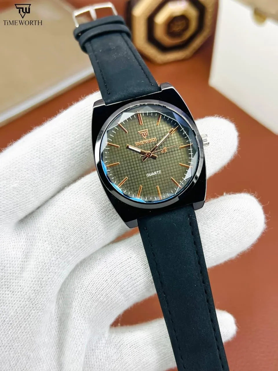 TimeWorth Men’s Cushion Case Quartz Watch