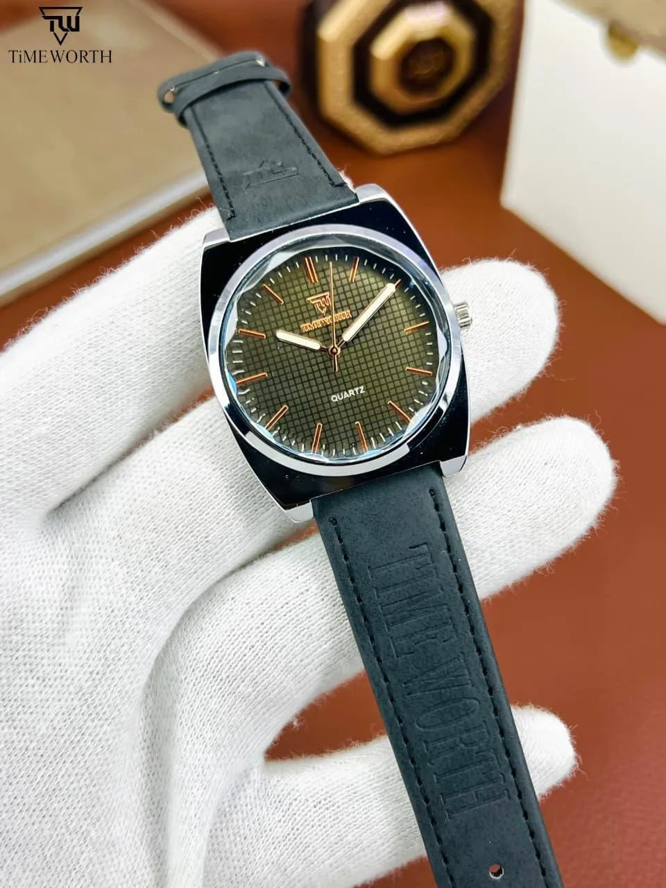 TimeWorth Men’s Cushion Case Quartz Watch